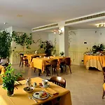 Hotel San Luca 4*