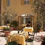 San Luca فندق 4*