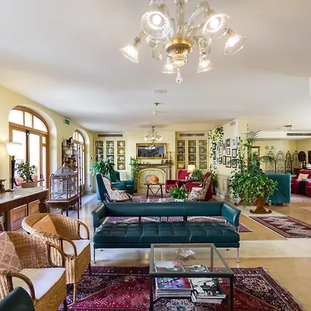San Luca 4*