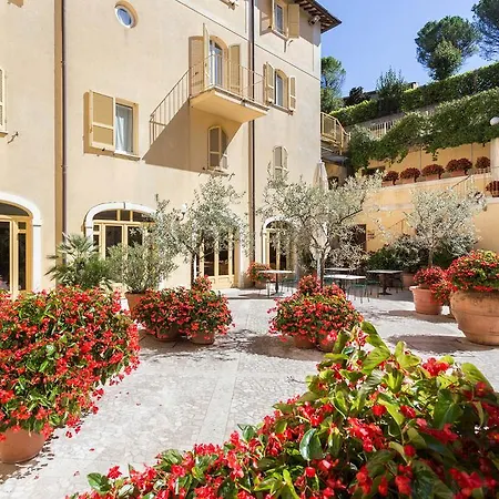 San Luca 4*